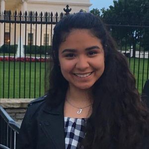 Meet your Posher, Marisol